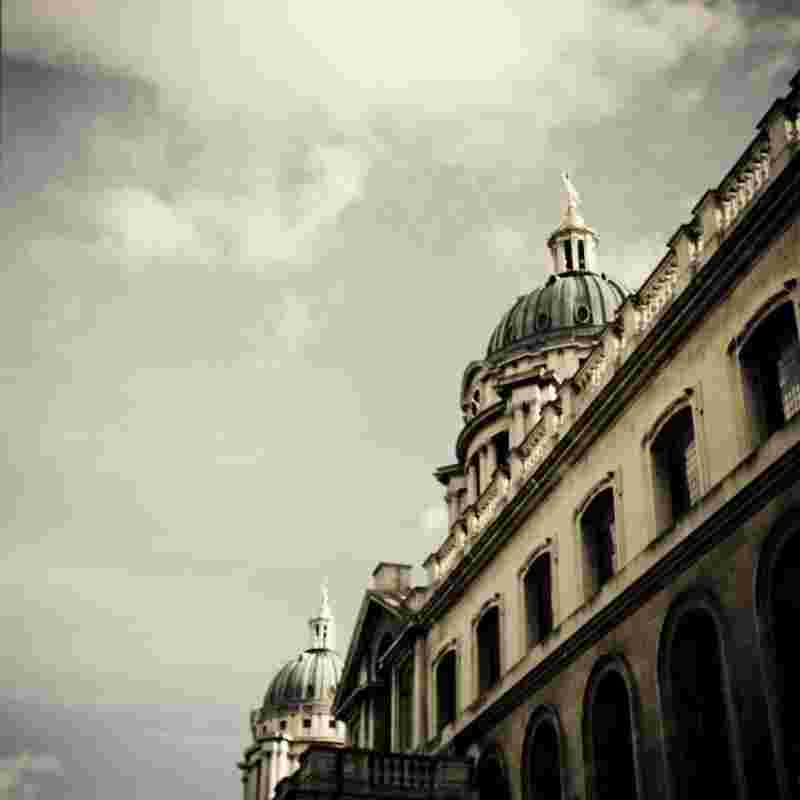 Iste et debitis perspiciatis et dolor